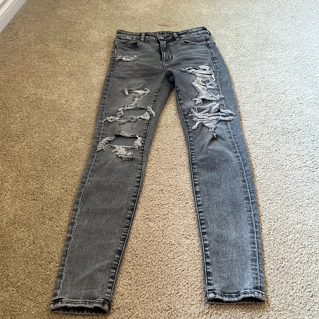 American Eagle Stretch Skinny Jean Destroyed Sz 2